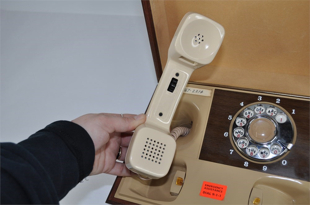 ShopTheSalvationArmy Vintage DecoTel Personal Telephone Executive