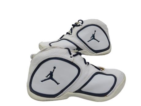 ShopTheSalvationArmy - Nike Air Jordan Team Deuce, Size: 9 [CCP2276]