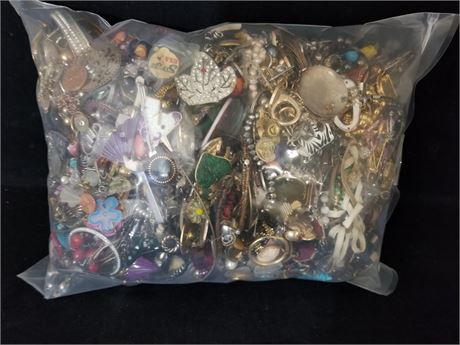 ShopTheSalvationArmy - Lot Of Unsorted Scrap, Broken, Metal, Costume ...