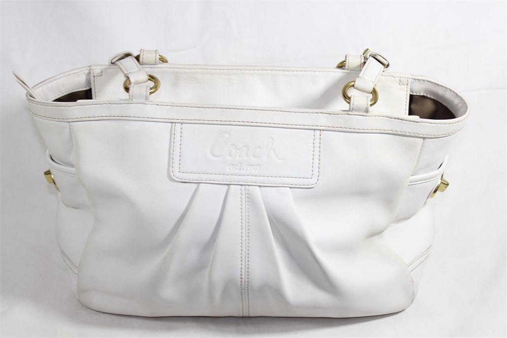 ShopTheSalvationArmy - Coach White Leather Shoulder Bag