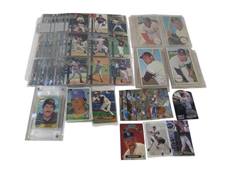 ShopTheSalvationArmy - Mixed Baseball Trading Card Lot [A2519]