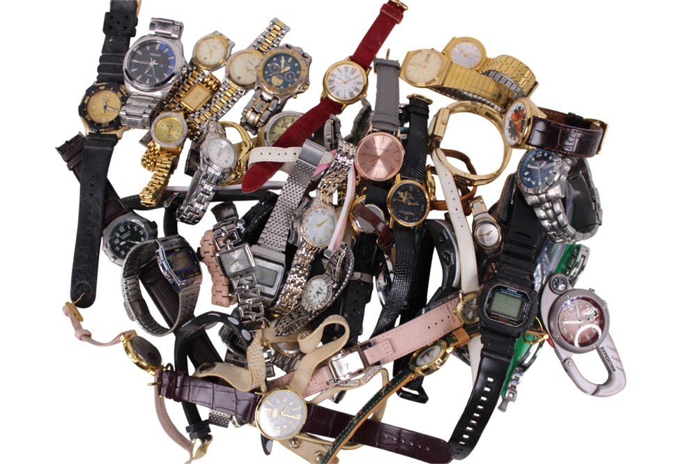 ShopTheSalvationArmy - Unsorted Mixed Watch Lot (6.0lbs) [A600]