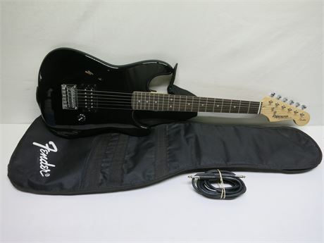 Fender STARCASTER Mini STRAT Ecectric Guitar Black With Soft Case