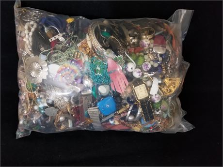 ShopTheSalvationArmy - Lot Of Unsorted Scrap, Broken, Metal, Costume ...