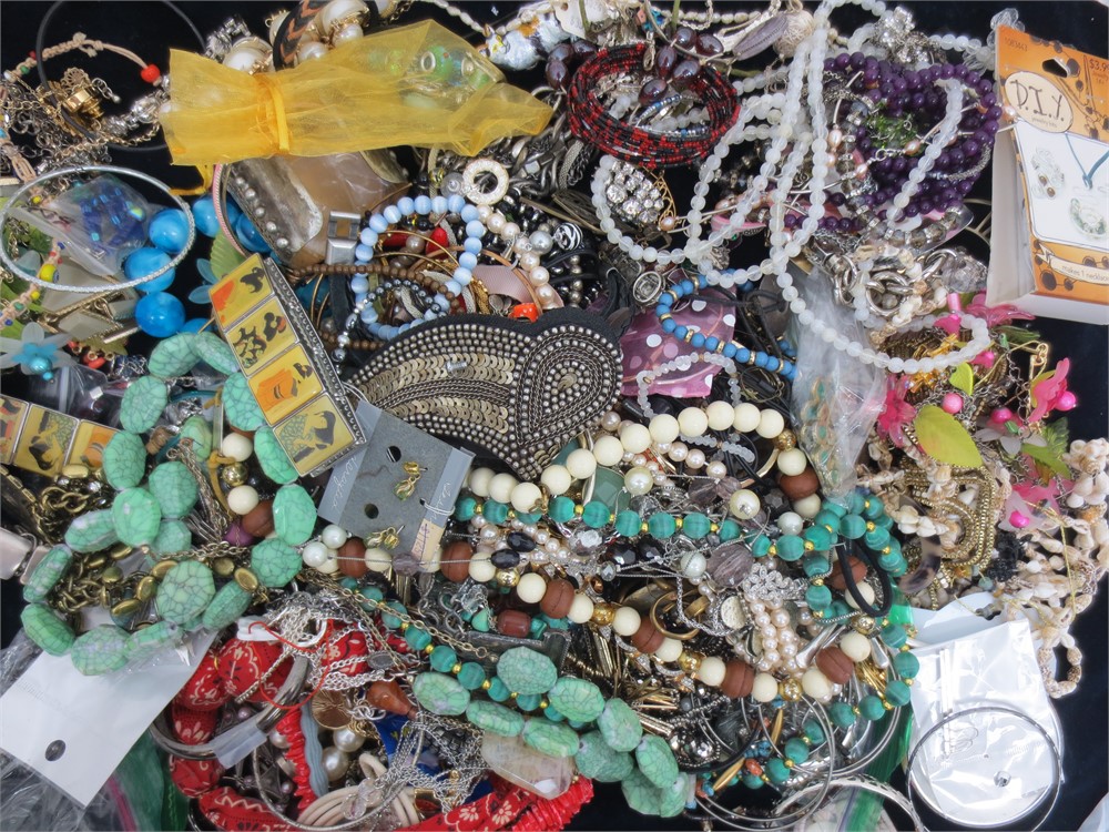 ShopTheSalvationArmy - 10 Pound Box of Bulk Costume Jewelry #F4