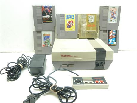 Nintendo NES Lot; 1-Console #NES-001(1985) 1-Controller & 6- Games(Zelda, Mario)