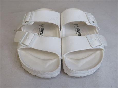 White Birkenstock Sandals Size L8 M6