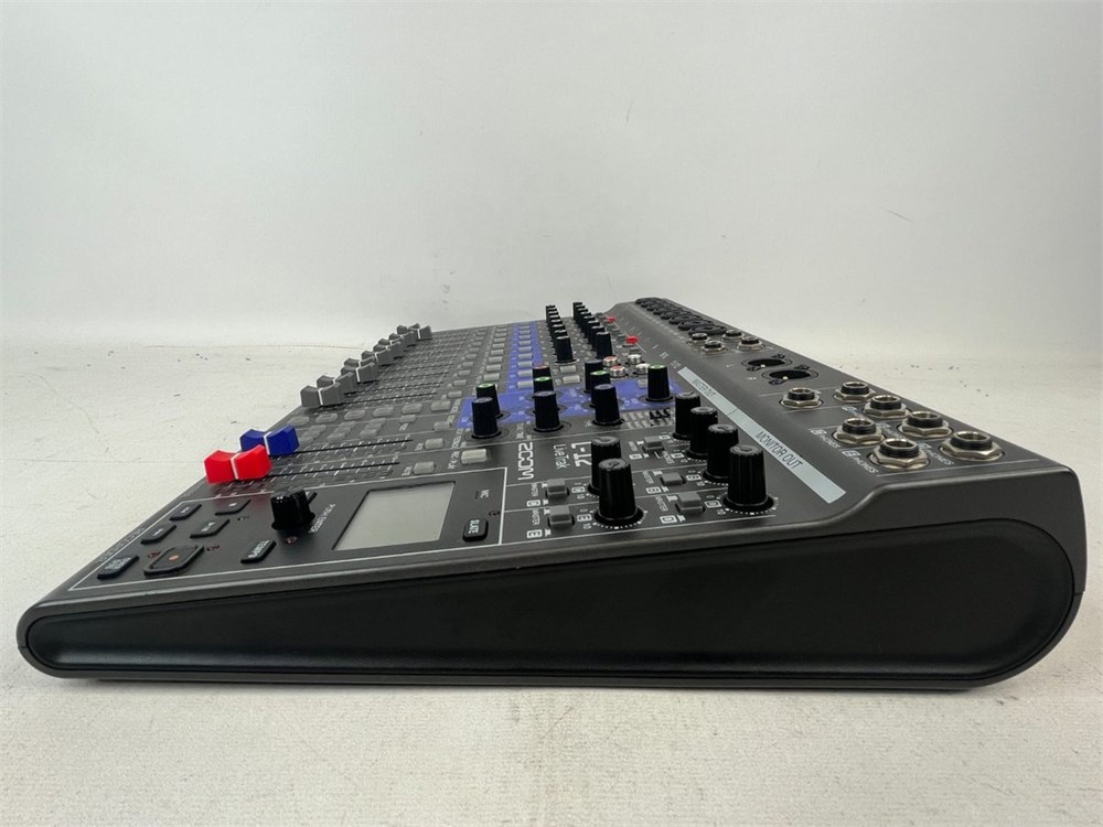 Online Thrift Store | ShopTheSalvationArmy - Zoom LiveTrak L-12