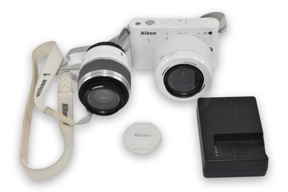 Online Thrift Store | ShopTheSalvationArmy - Nikon 1 J1 Digital