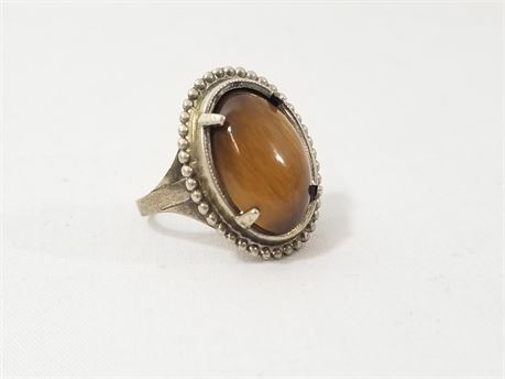 Sterling Silver 925 Size 8 Ring. 4.7 Grams Total Weight