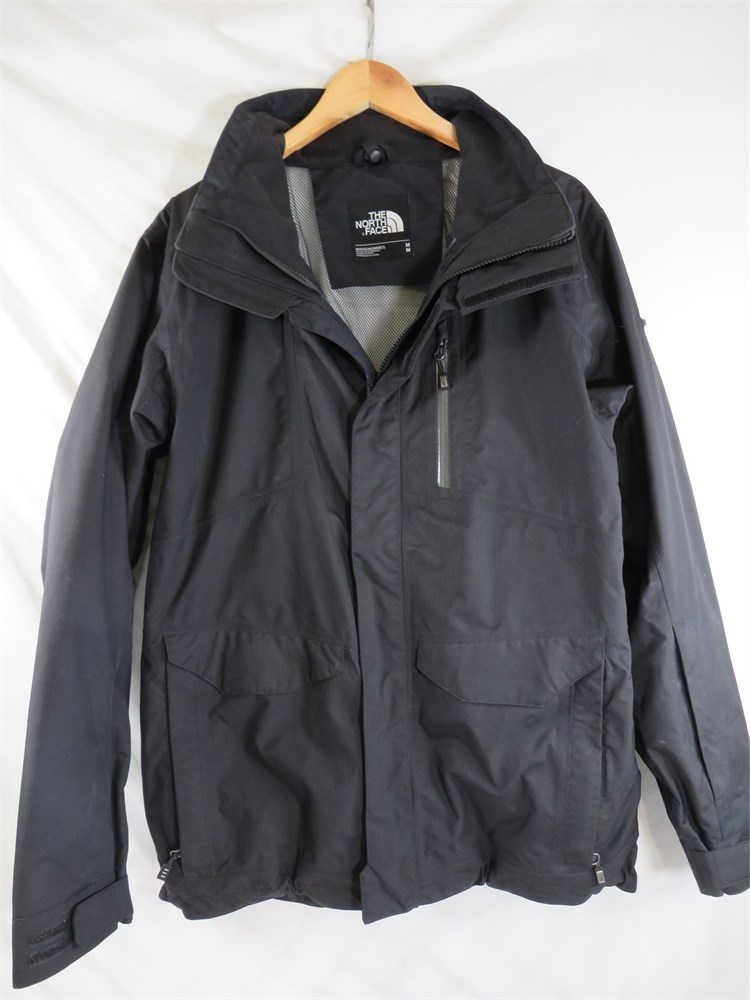 ShopTheSalvationArmy - North Face Windbreaker Jacket, Size: M (Men) [G54]