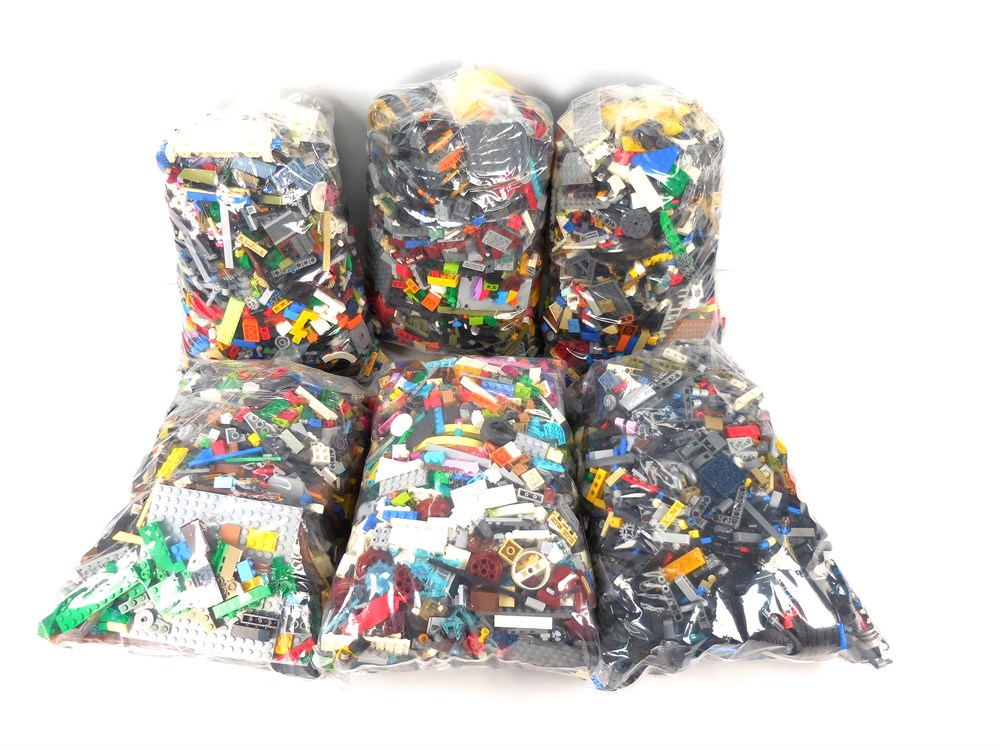 ShopTheSalvationArmy - Huge Lot Of 34 Pounds Random Lego Parts & Pieces ...