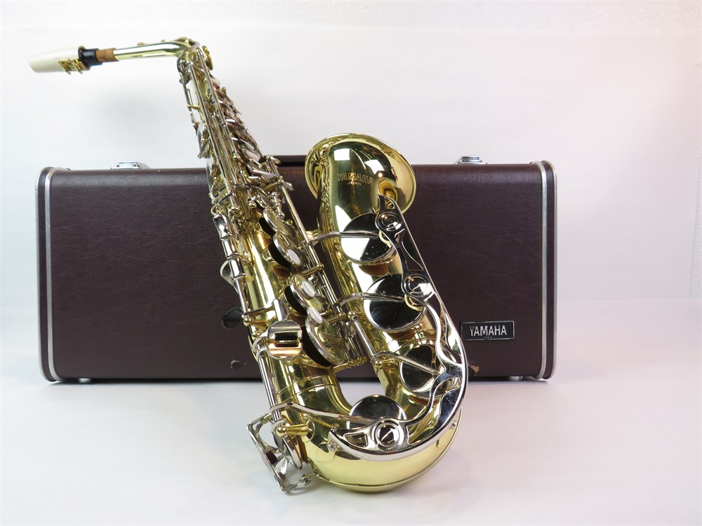 ShopTheSalvationArmy Yamaha Saxophone YAS23 w/Case *SB115