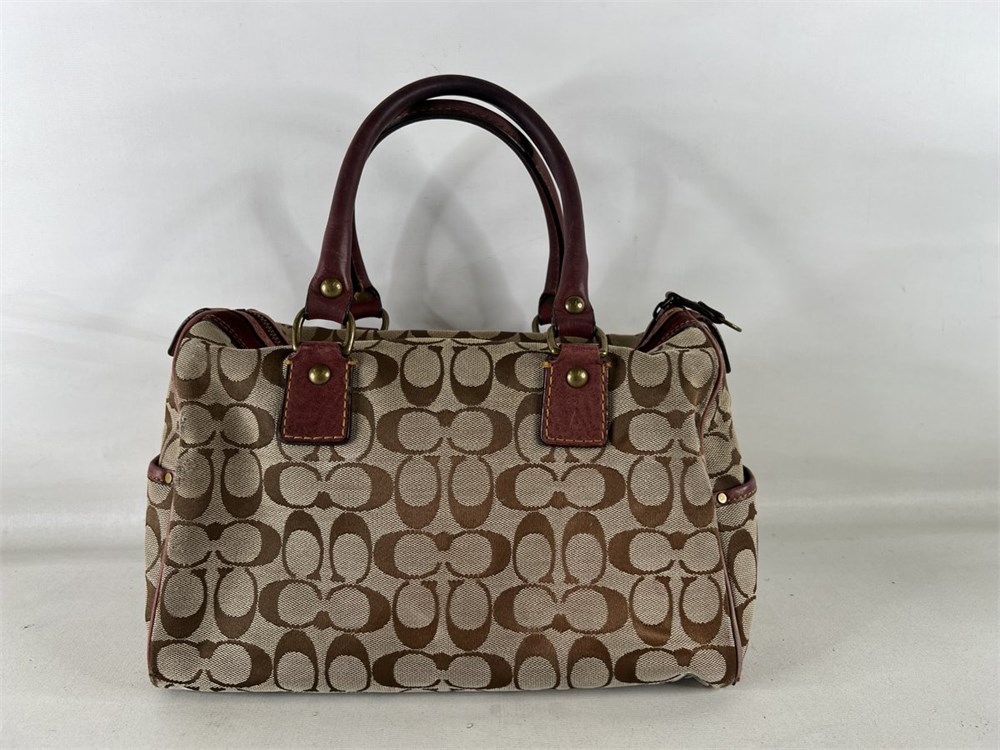 Online Thrift Store | ShopTheSalvationArmy - Coach Signature