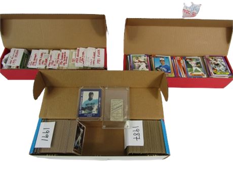 9lbs of Collectable Baseball Cards: [JH115]