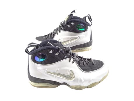 ShopTheSalvationArmy - Nike Air '1/2 Cent Silver' Shoes, Size: 9 (Men ...