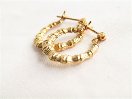 10K Gold Hoop Earrings with Bamboo Pattern 1.35 grams Total Weight[SA1955]