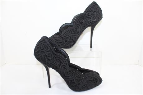 Dolce & Gabbana Black Floral High Heels Size:  5 1/2