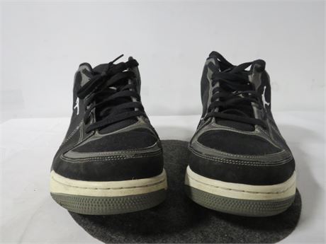 ShopTheSalvationArmy - Nike Air Jordans (230-LV1F17)