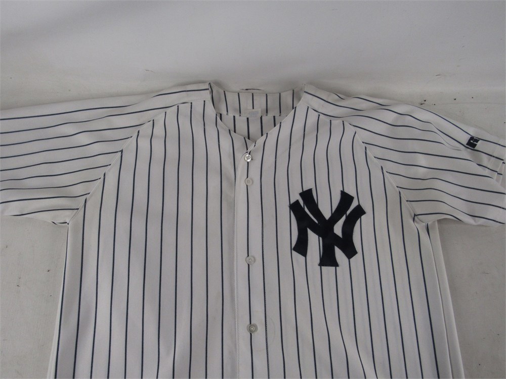 Online Thrift Store | ShopTheSalvationArmy - New York Yankees