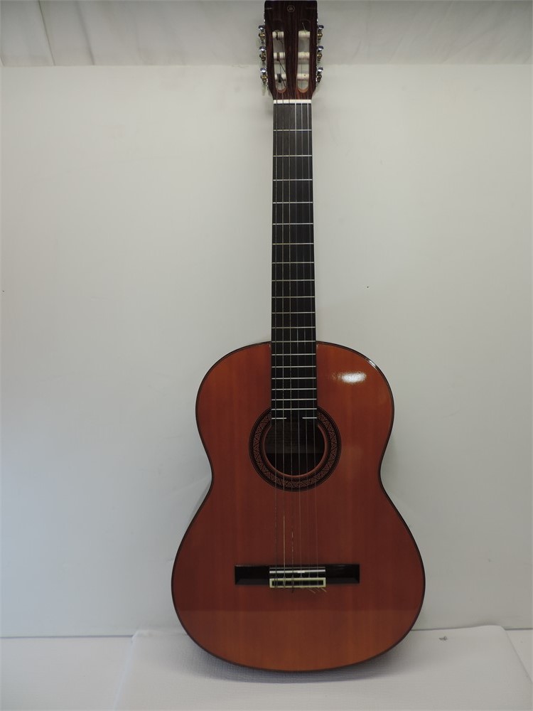 ShopTheSalvationArmy - Yamaha G-231 ii Classical Guitar Natural In Case!!!