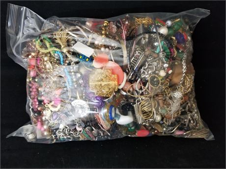 Lot Of Unsorted Scrap, Broken,  Metal, Costume Jewelry. 18 lbs. 6.0 oz. W/ Bag