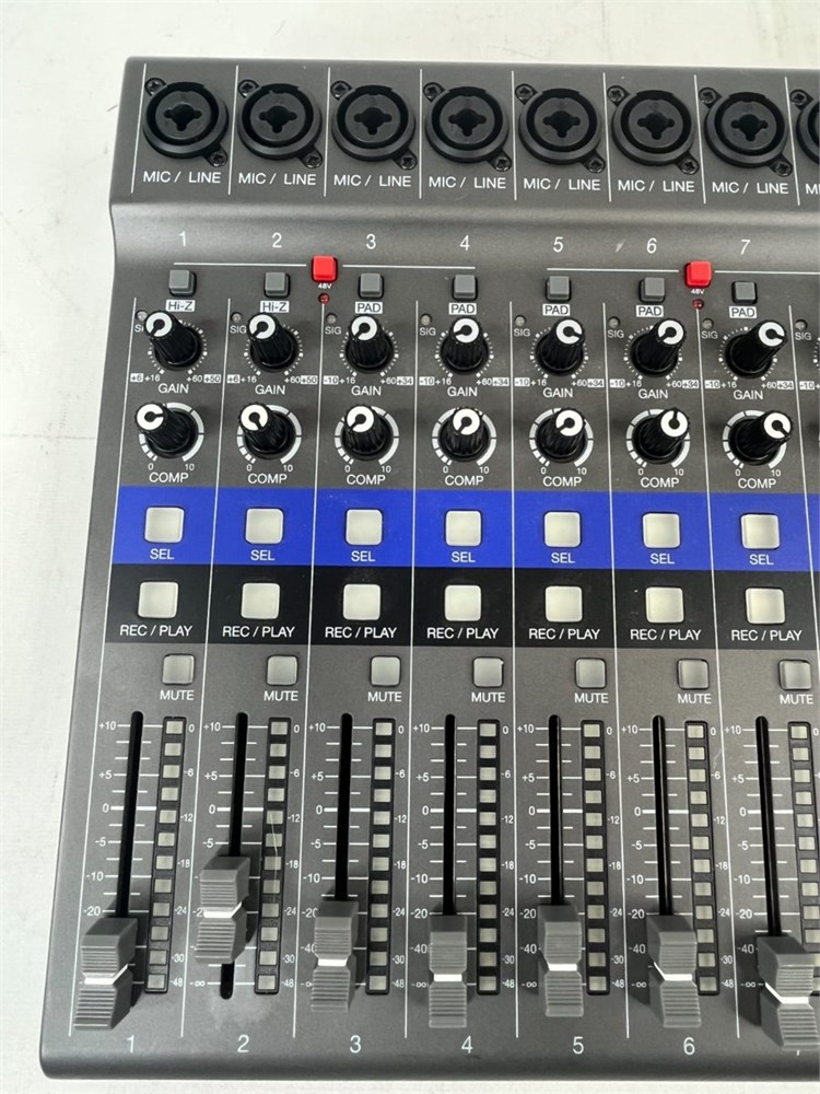 Online Thrift Store | ShopTheSalvationArmy - Zoom LiveTrak L-12