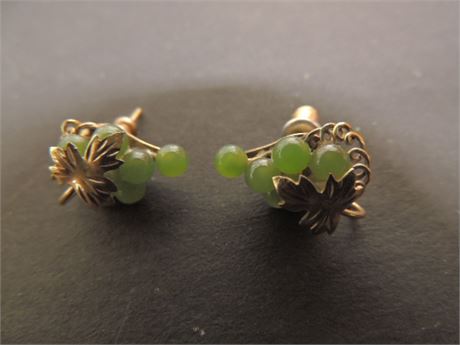 Vintage Green Grape 14kt Gold Earrings 2.9 Grams