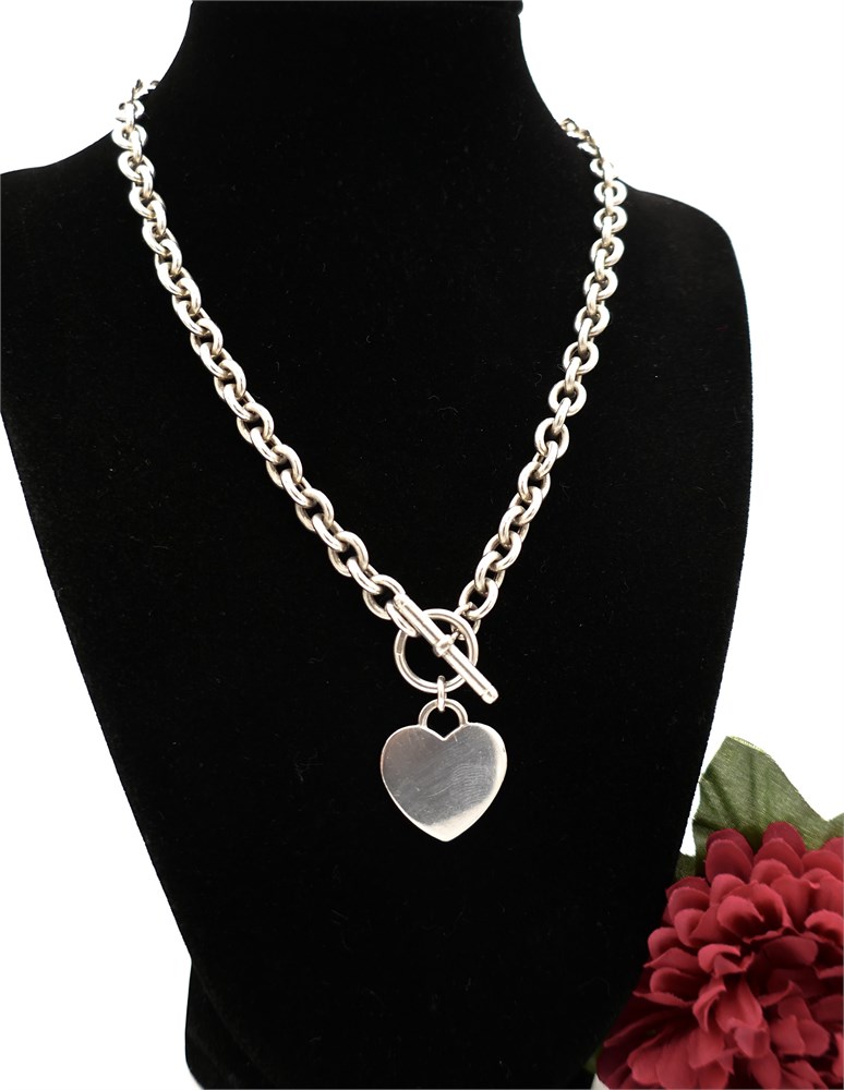 Shopthesalvationarmy Sterling Silver Heart Charm Toggle Clasp Chain Necklace