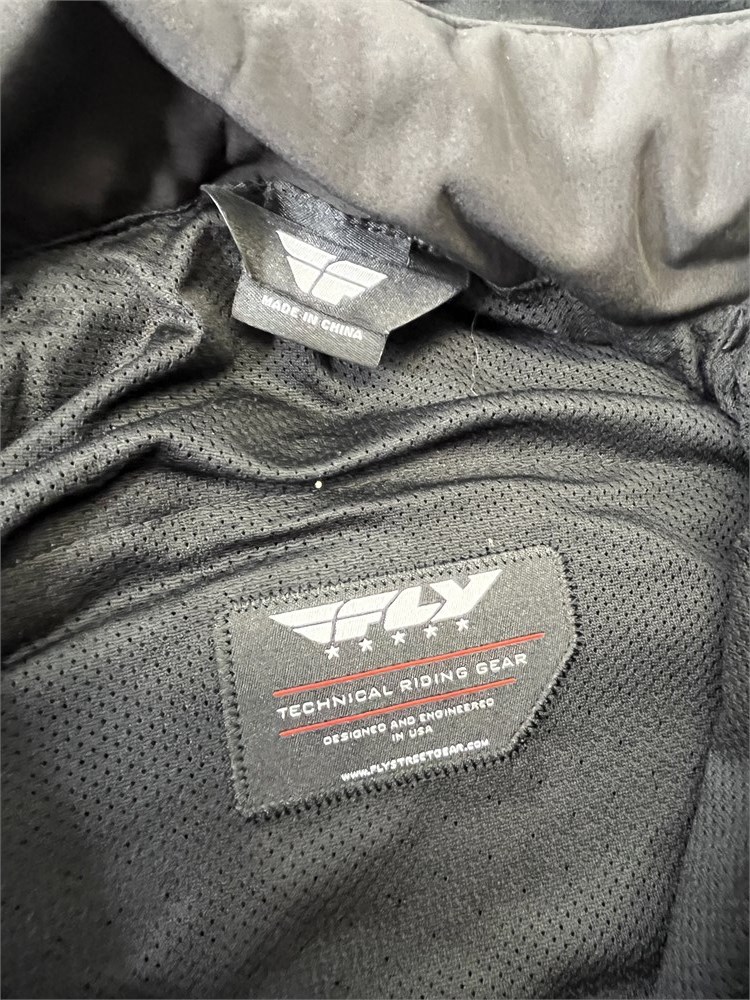 Online Thrift Store | ShopTheSalvationArmy - Fly Racing Armored Tech ...