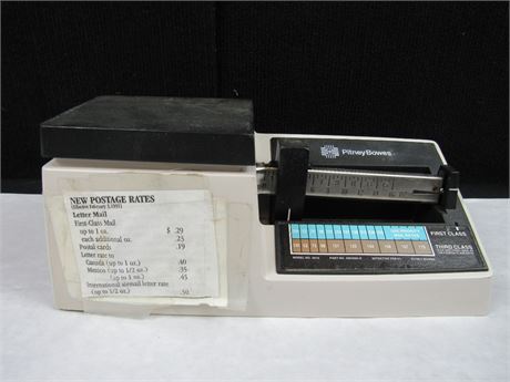 Pitney Bowes Postage Scale #MM901 (650)