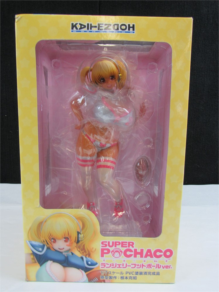 super pochaco figurine