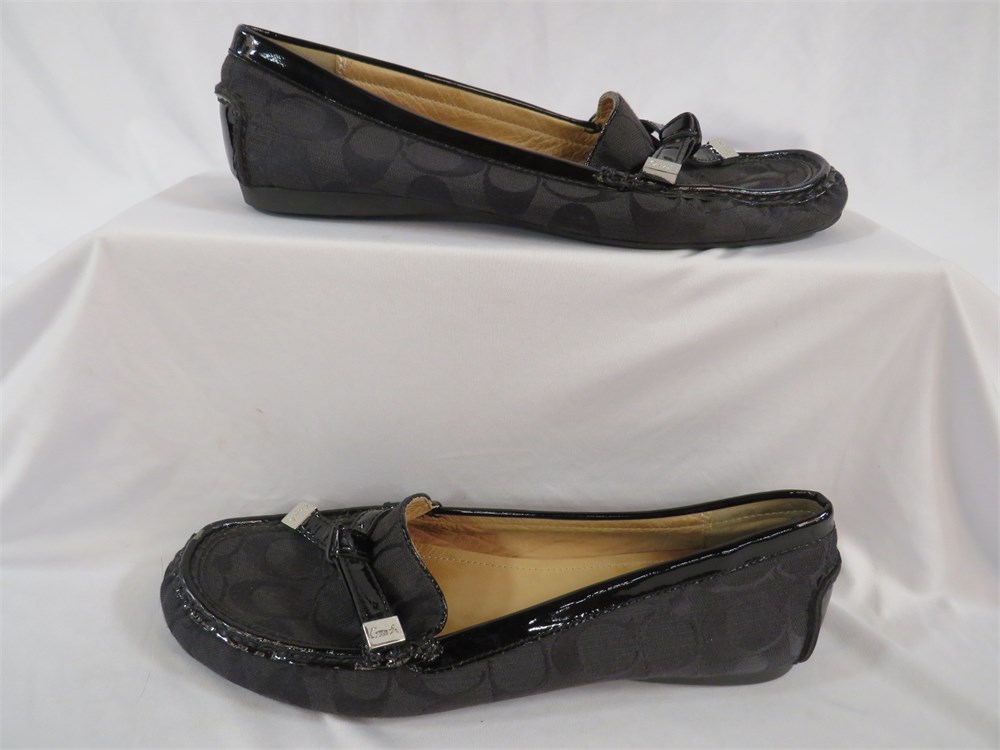 ShopTheSalvationArmy - Coach Slippers Women's 11B: Not Authenticated [2372]