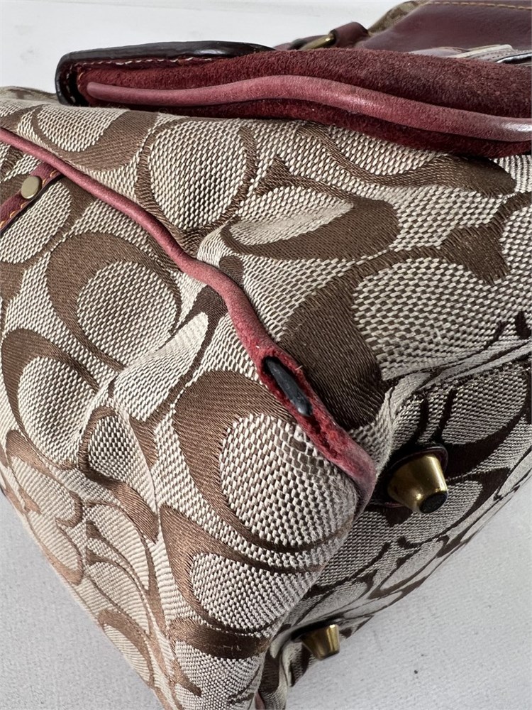 Online Thrift Store | ShopTheSalvationArmy - Coach Signature