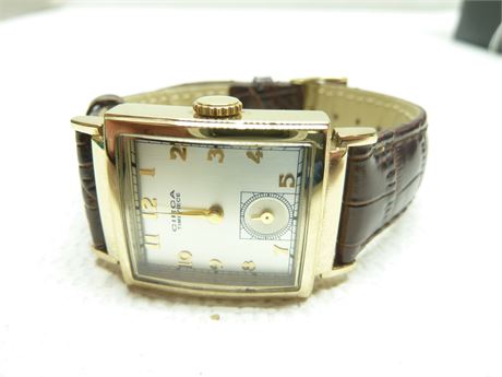 Mens Circa Timepiece Watch; 23kt. Gold Plate, CT101TL (Not Running)