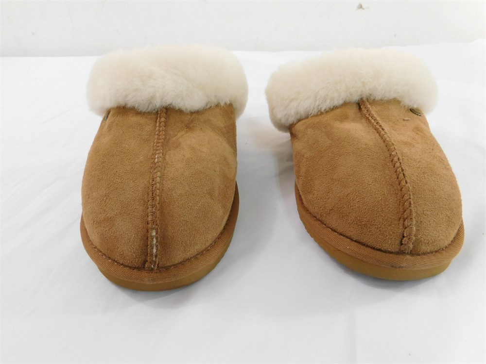 ShopTheSalvationArmy - Abeo BioSystem Sheepskin Slippers. Size 9 ...