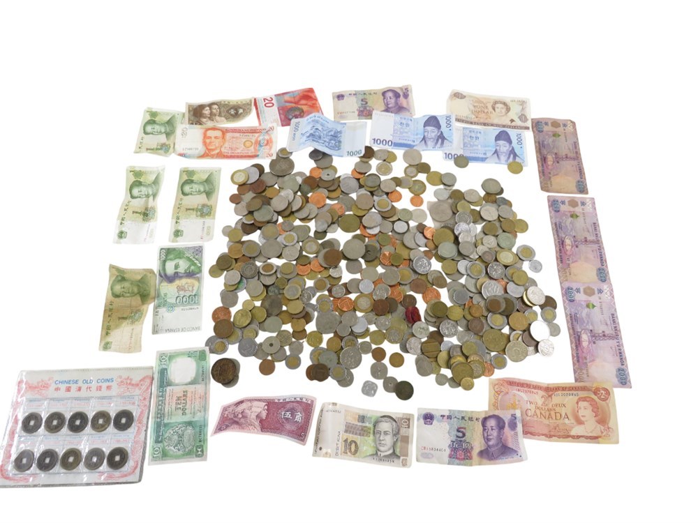 ShopTheSalvationArmy - Foreign Coin Currency Lot: 5 lb. 11 oz. [B797]