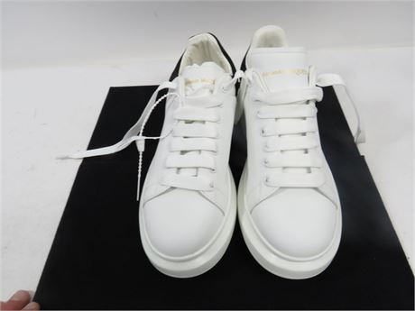 Alexander McQueen Women's White Low Top Shoes Size 40 (Unauthenticated)