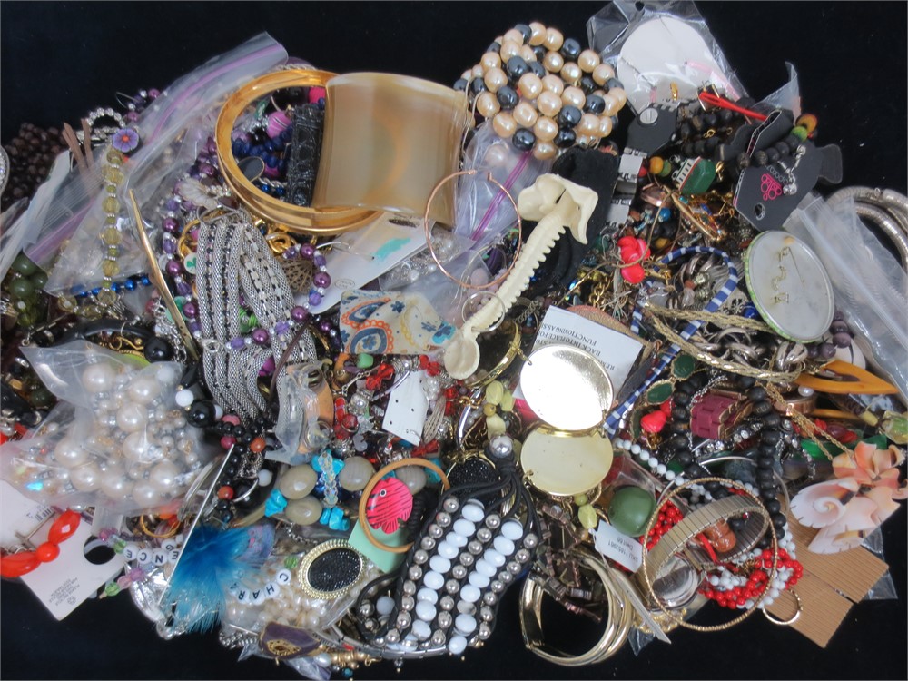 ShopTheSalvationArmy - 10 Pound Box of Bulk Costume Jewelry #M1