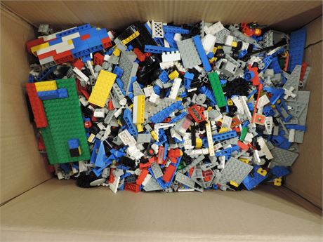 ShopTheSalvationArmy - LEGOS 15 Pounds All Colors And Pieces!!!