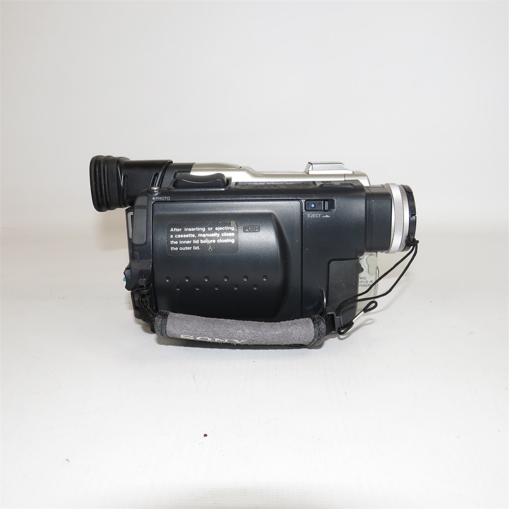 Online Thrift Store | ShopTheSalvationArmy - Sony DCR-TRV9