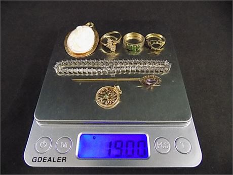 10K Gold Lot: 19 grams (Wearable+1 Scrap Ring)