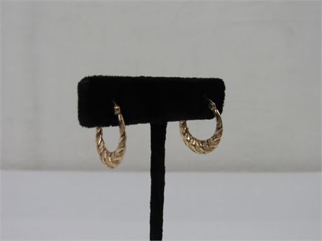 10k Gold Earrings For Pierced 1.4g  (650)